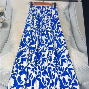 047. Blue and White Pleated Maxi Skirt for Resort Wear